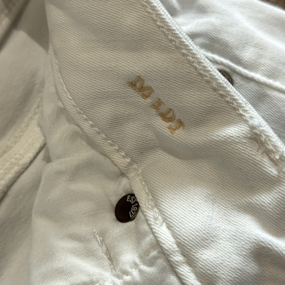 American Eagle Outfitters Ne(x)t Level Stretch X Midi Shorts White size 6 frayed - Picture 5 of 10